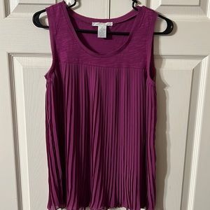 5 for $25💵 Ladies size small purple tank.